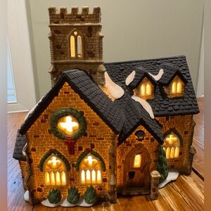 Dickens Village Series Knotting hill Church a Christmas decor porcelain heritage